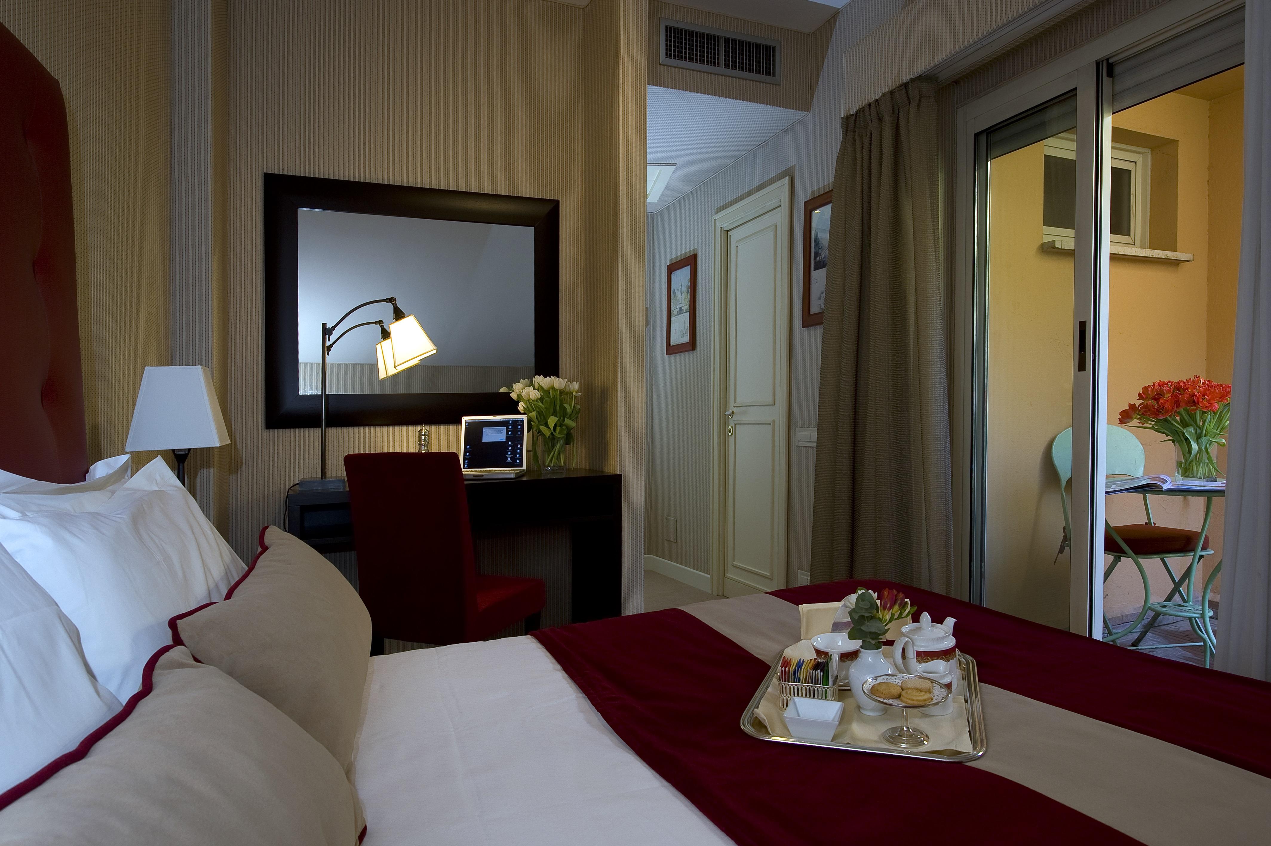 Dei Borgognoni 4* Roma