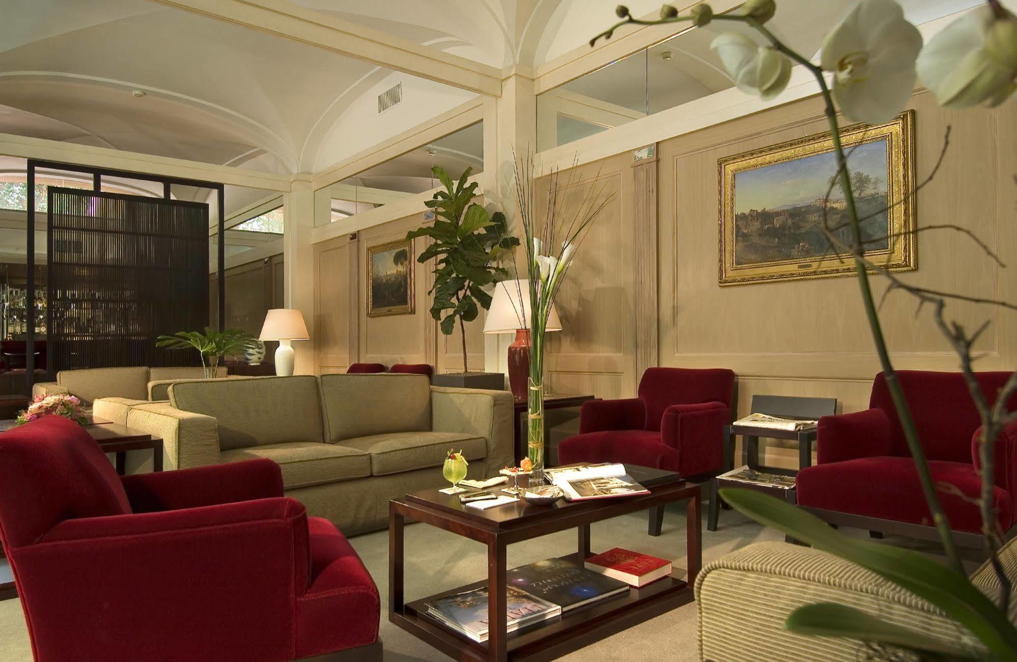 Hotel Dei Borgognoni 4*