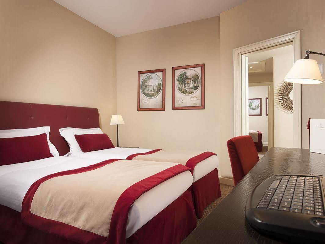 Hotel Dei Borgognoni 4*