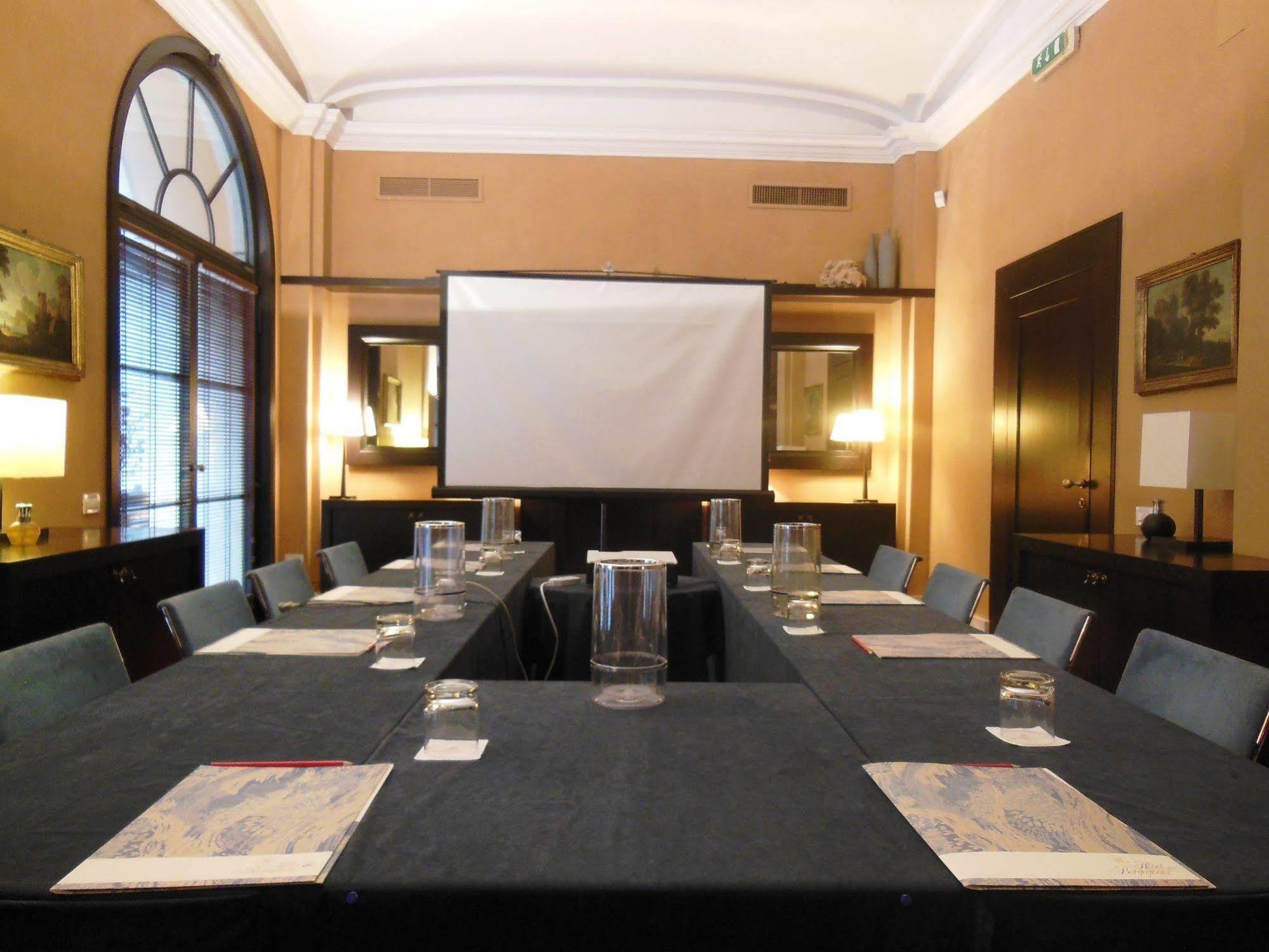 Dei Borgognoni 4* Roma