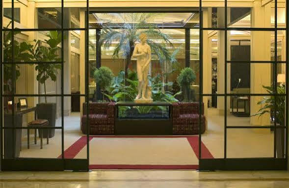 Dei Borgognoni 4* Roma